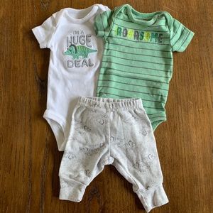 5/$20 Boys Dino Theme Bodysuit Set